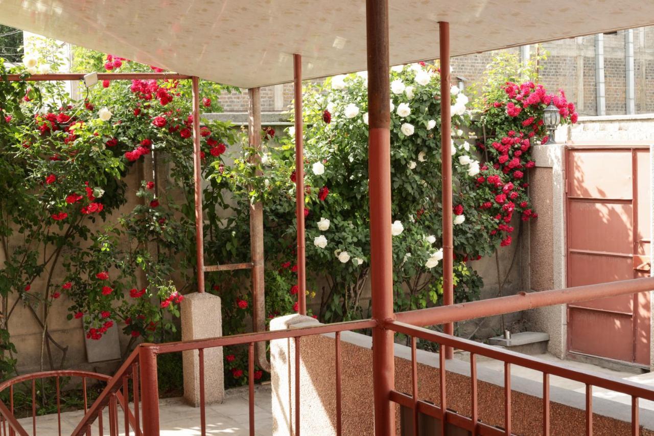 Styopa Hotel Erywań Zewnętrze zdjęcie