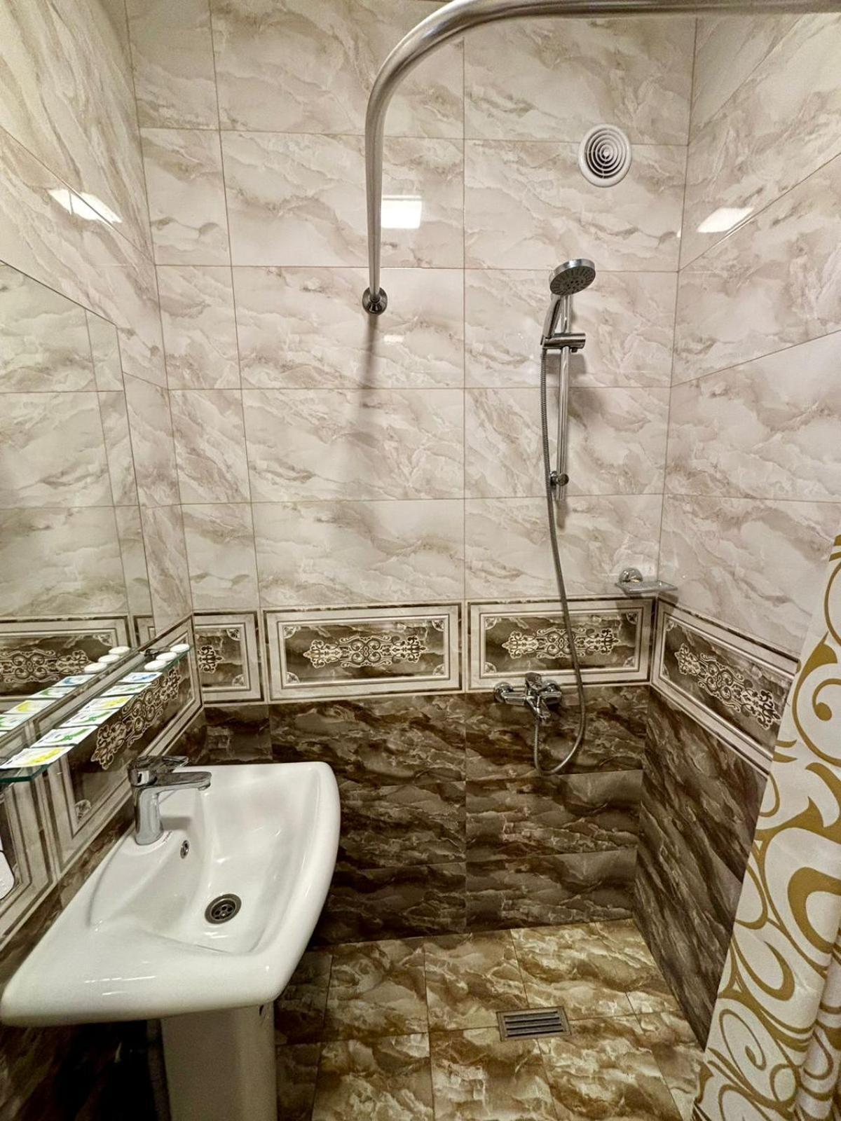 Styopa Hotel Erywań Zewnętrze zdjęcie